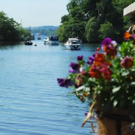 Blakeholme Bay View * Lakeside